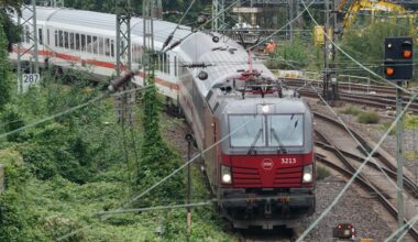 Waffenschmuggel im Zug? Polizei filzt Eurocity aus Hamburg