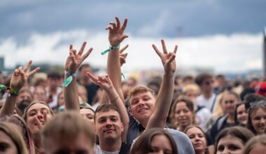 Heroes Festival in Freiburg: Tausende Rap-Fans feiern mit Bonez MC, Ufo361 und Co. - Badische Zeitung