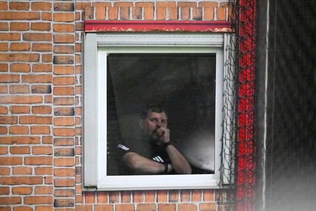 Union-Trainer Baumgart hatte einen speziellen Platz.  | Foto: Soeren Stache/dpa