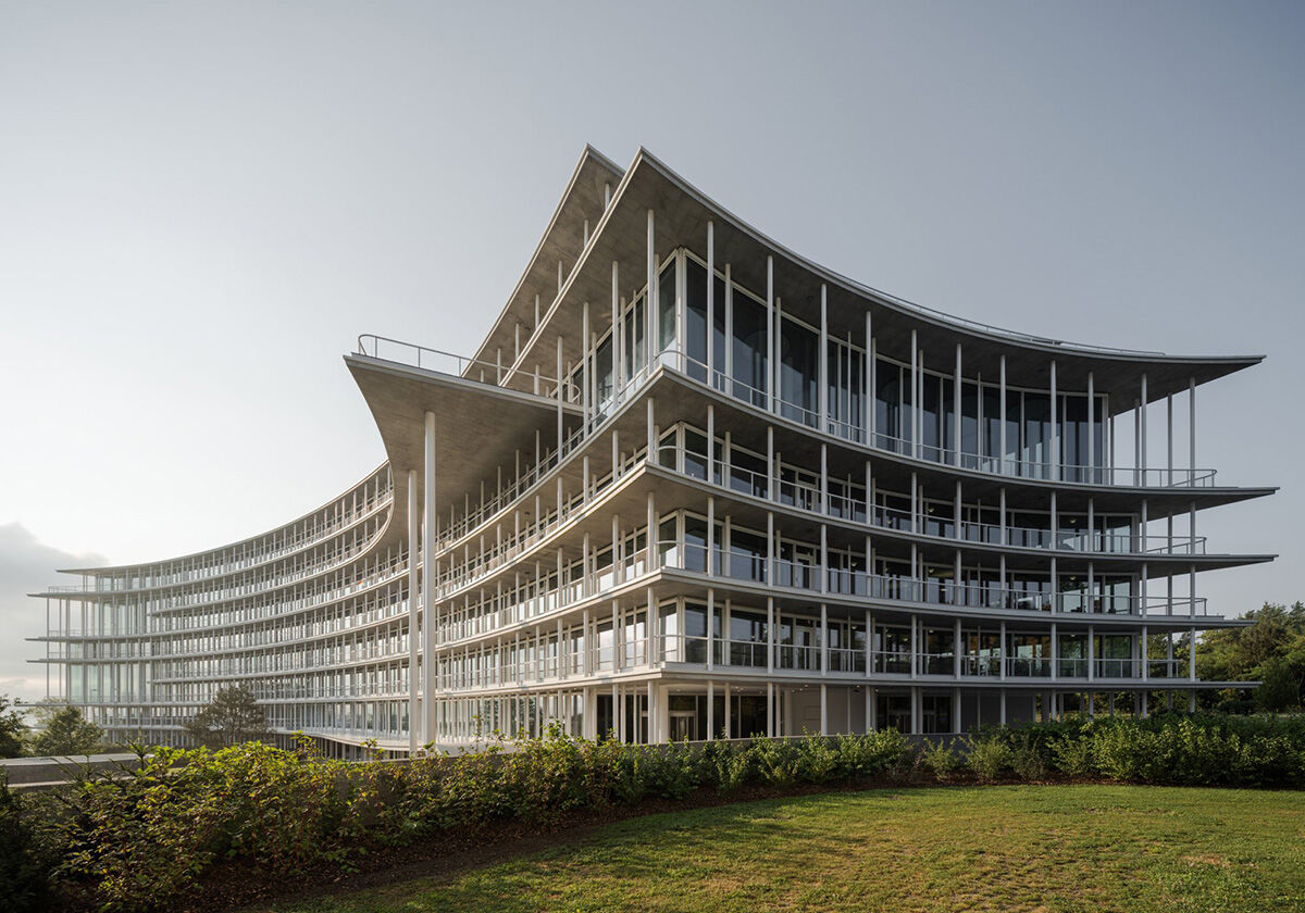 Bürobau bei Genf von Herzog & de Meuron / Auf Wachstum ausgelegt - Architektur und Architekten - News / Meldungen / Nachrichten