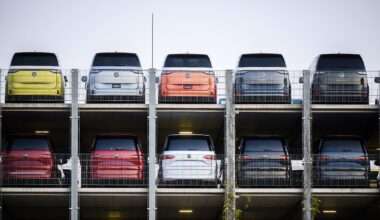 Zu geringe Nachfrage: VW stoppt vorübergehend Produktion in Hannover