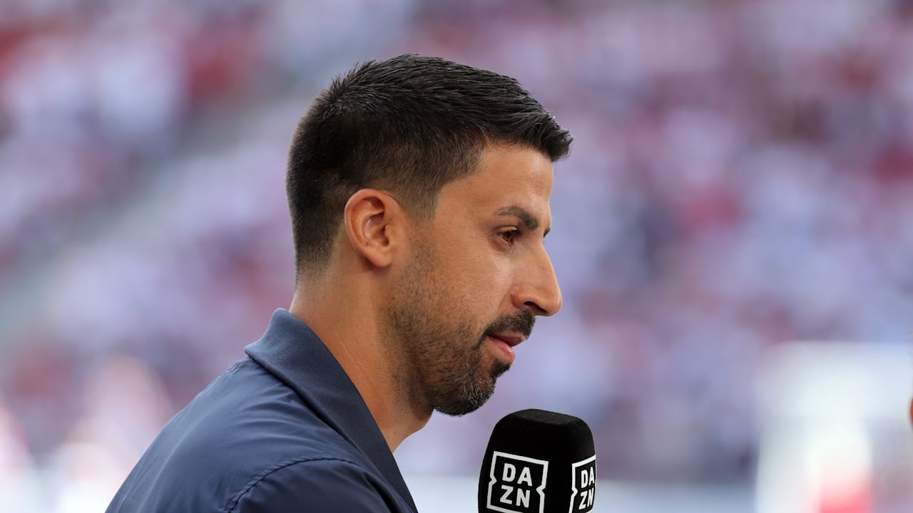 Barca und Bayern dabei - So läuft der Porsche Fußball Cup in Stuttgart | Sport