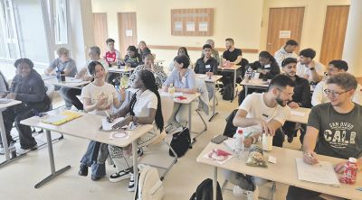 Erster Schultag an der neuen Altenpflegehilfeschule