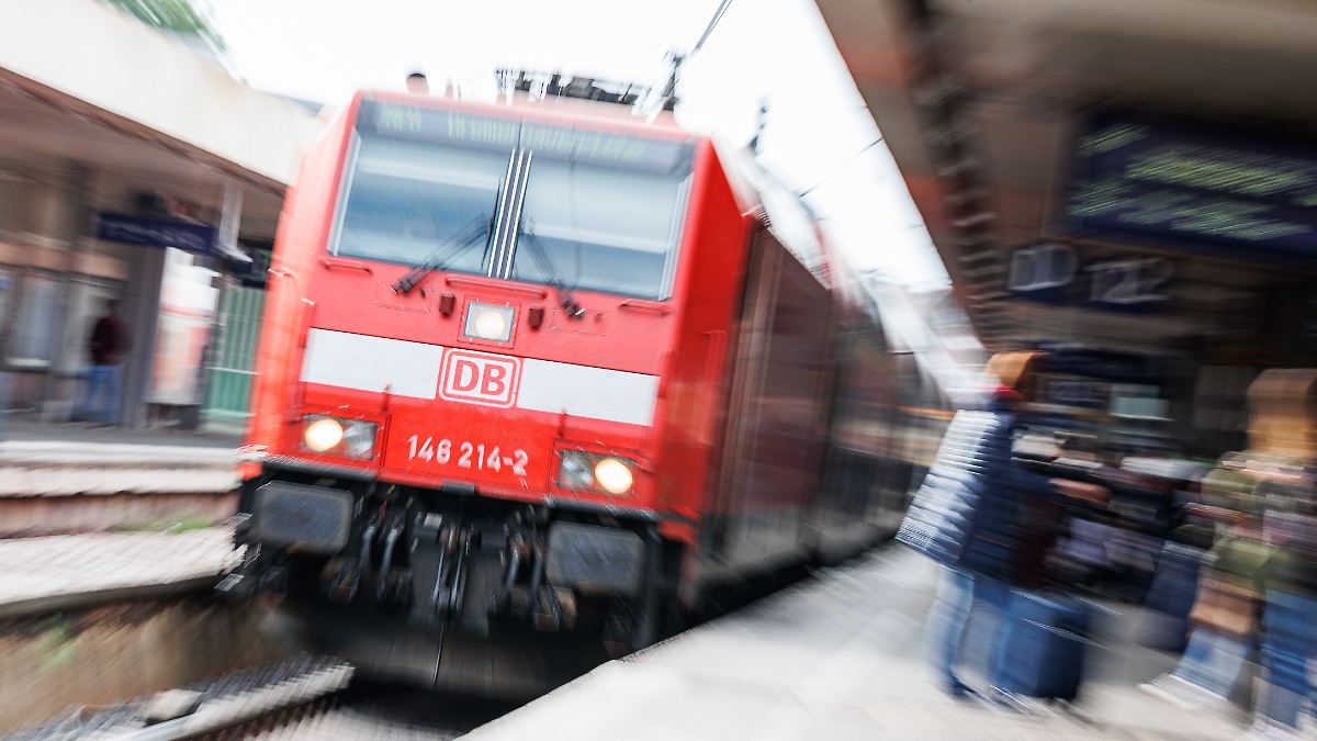 Der Tag: Baby fährt ohne Mutter in Zug von Hannover nach Uelzen