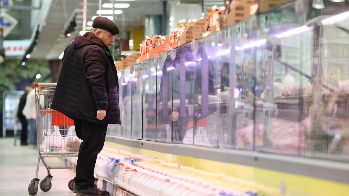 Russlands Wirtschaft in der Krise: Steuererhöhung und Kriegskosten belasten