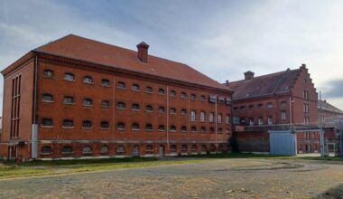 Dieses Haus war mal ein Knast: Startpreis 3,6 Millionen Euro | Regional