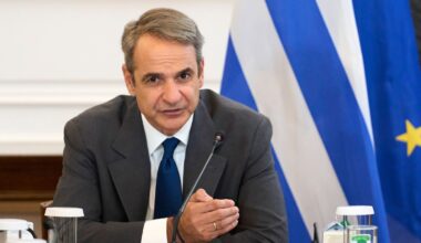 Mitsotakis entlastet Familien: Griechenland senkt Steuern auf breiter Front