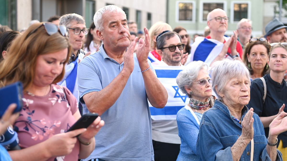 "Alltägliche Ausgrenzung": Juden in Deutschland fühlen sich seit 7. Oktober alleingelassen