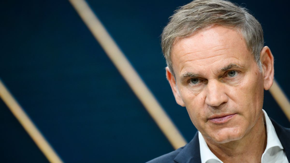 Elektrische Kleinwagen ab 2026: VW-Chef Blume bekennt sich zur E-Mobilität