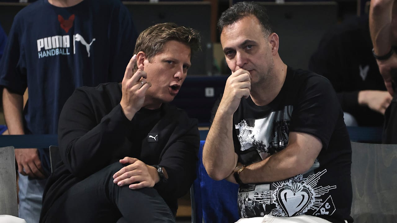 Hanning in eigener Halle ausgepfiffen: SCM zerlegt die Meister-Füchse | Sportmix