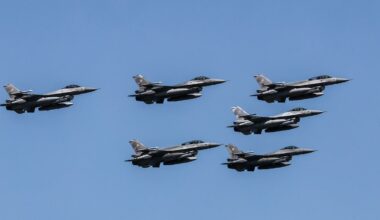 Luftraumverletzung im Nato-Staat: Polens Luftwaffe schießt russische Drohnen ab