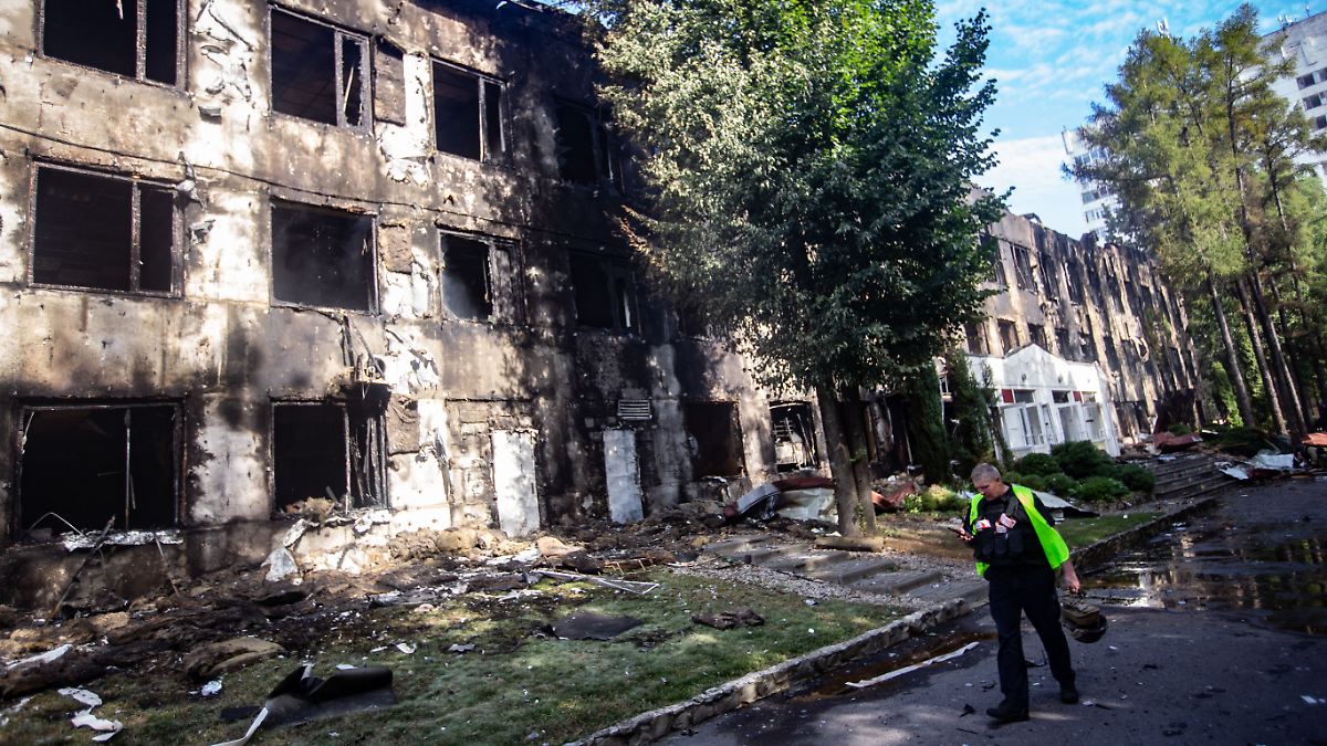Sumy-Offensive abgewehrt?: Selenskyj: "Putin kann seine Kriegsmaschinerie nicht mehr stoppen"