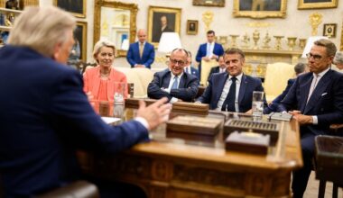 "Kaufen weiter russisches Öl": Trump macht EU-Staaten in Gespräch schwere Vorwürfe