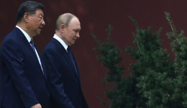 Kein Wort zur Ukraine: Putin und Xi loben Verhältnis - und schließen 20 Abkommen