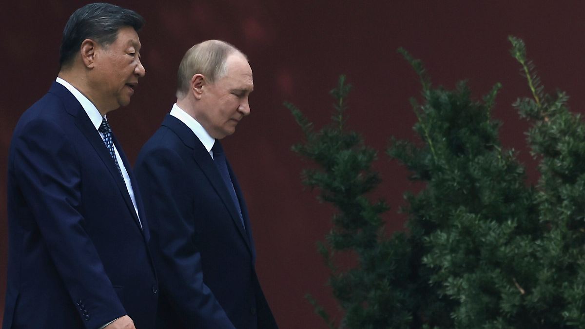 Kein Wort zur Ukraine: Putin und Xi loben Verhältnis - und schließen 20 Abkommen