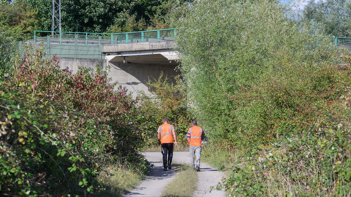 Zugstrecke Hannover - Berlin: Polizei geht von Brandstiftung an Stellwerk in Lehrte aus