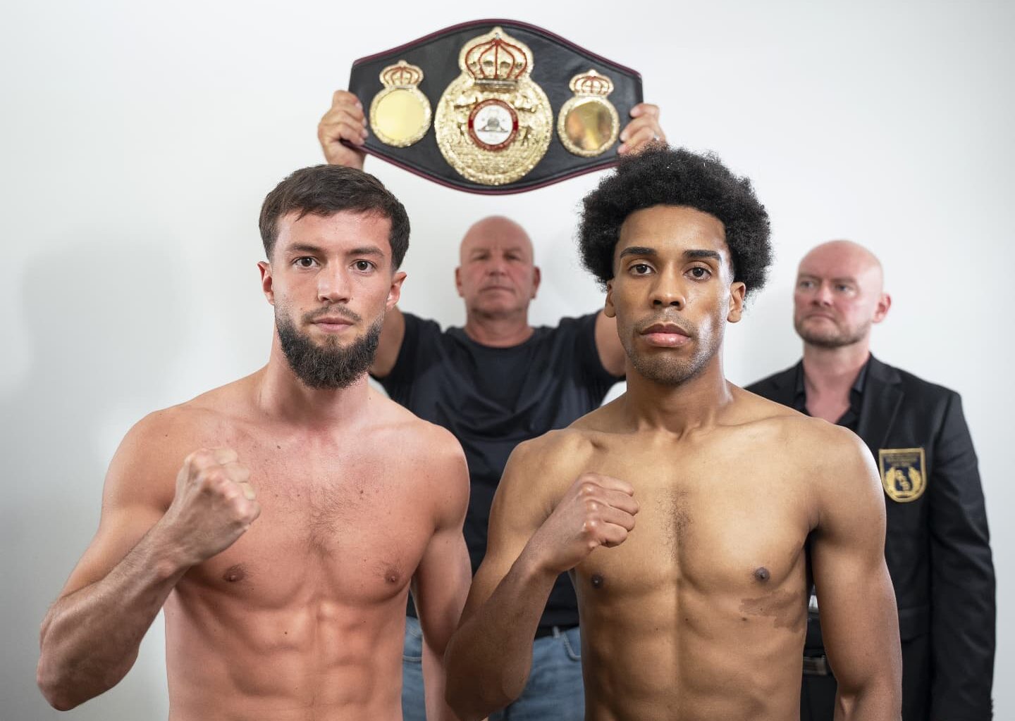 Das Wiegen zur heutigen Fightcard des Jahres in Deutschland!