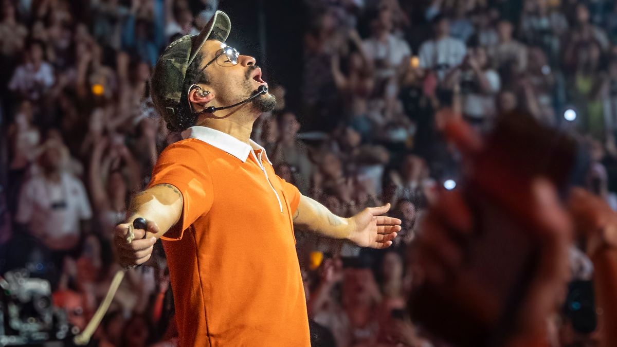 Von wegen Taylor Swift: Bad Bunny singt in der Super-Bowl-Halbzeit