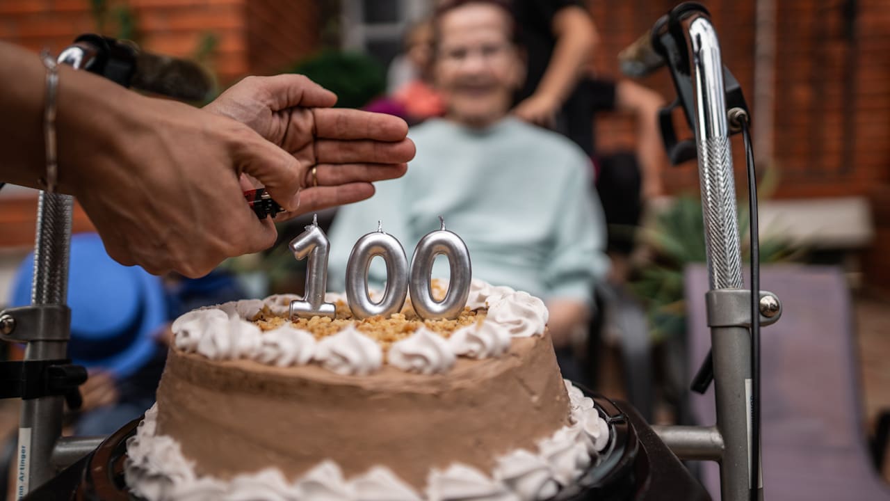 Spitzenreiter ist Hamburg: Zahl der 100-Jährigen in Deutschland wächst | Leben & Wissen