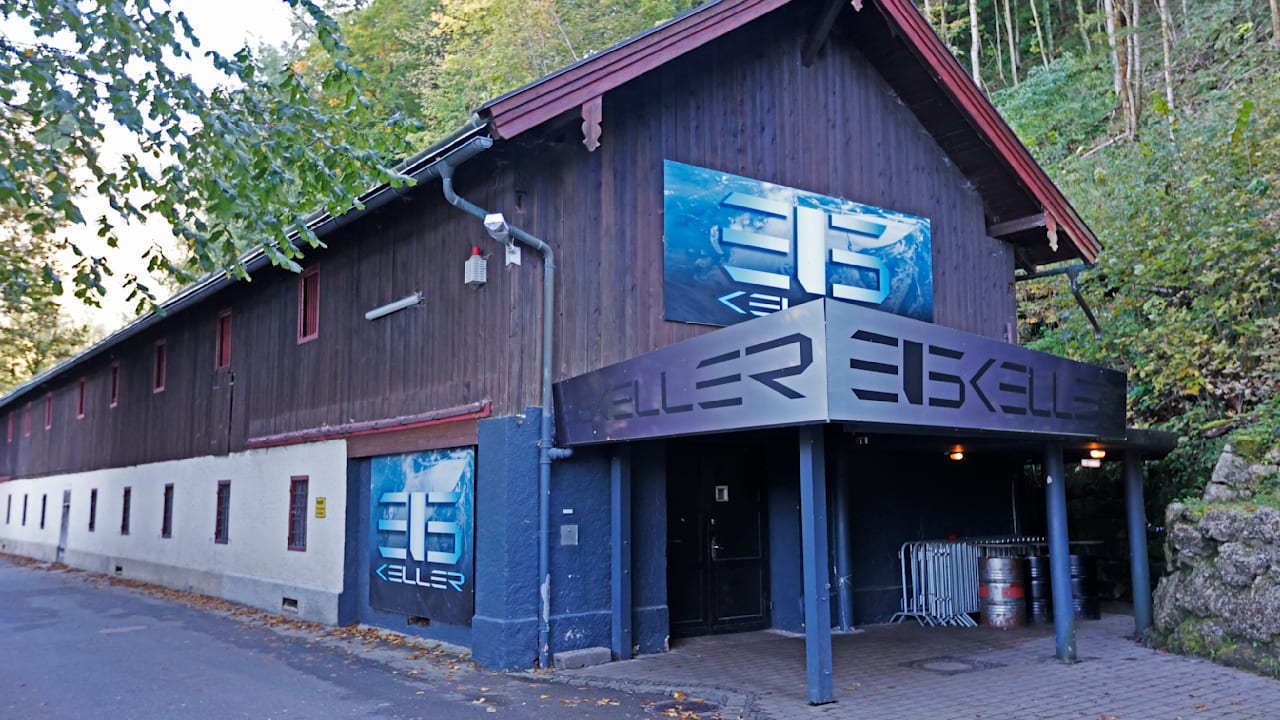 Gericht rollt mysteriösen Fall neu auf: „Eiskeller-Mord“ ein Unfall? | Regional