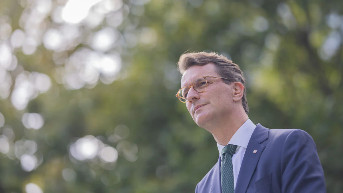 NRW-Ministerpräsident - „Mehr essen!“: Wüst bekam diesen Tipp von Helmut Kohl - Panorama