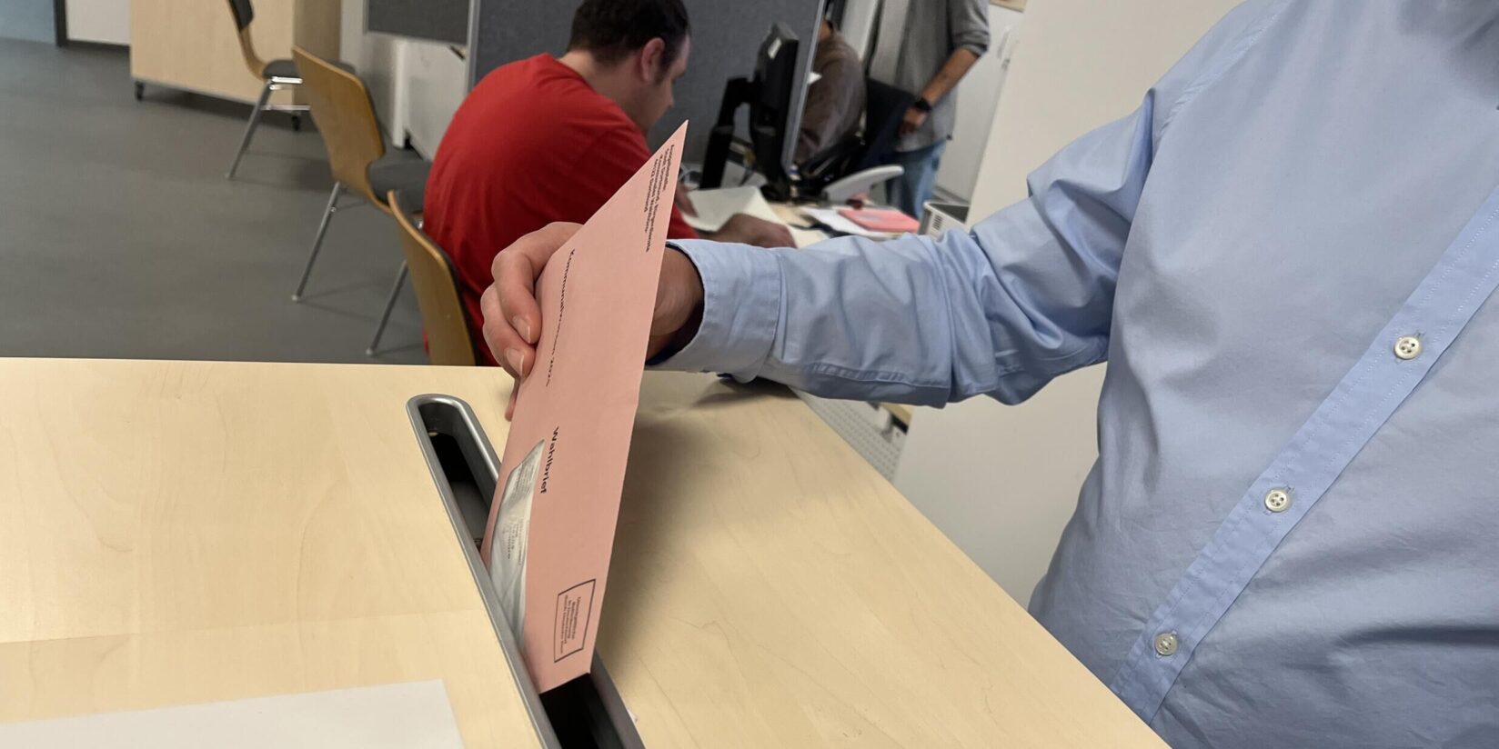 Briefwahlunterlagen für OB-Stichwahl kommen teils verspätet