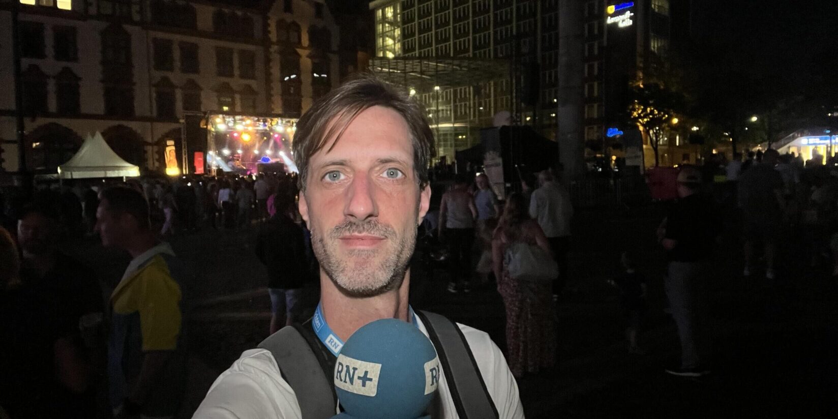 Live vom Friedensplatz in Dortmund Gute Stimmung bei der Museumsnacht
