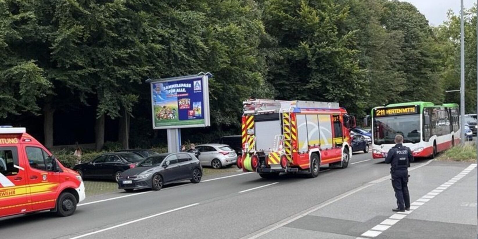 Staus nach Pkw-Kollision am Resser Weg