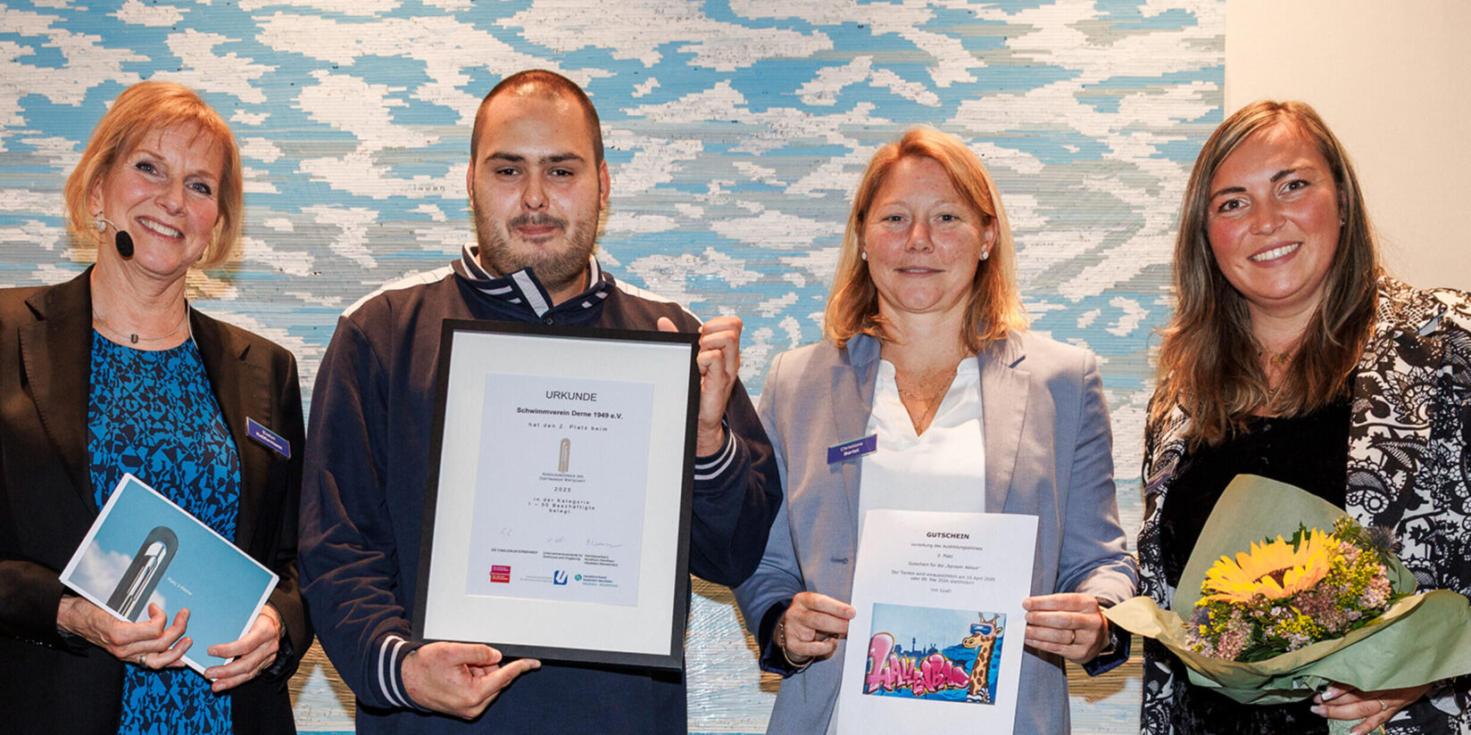 Vom Verein ins Berufsleben Schwimmverein Derne punktet mit Ausbildung zum Schwimmmeister