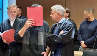 Name des „Axt-Schlägers“ vor Gericht enthüllt