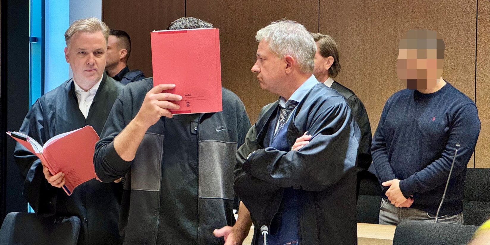 Name des „Axt-Schlägers“ vor Gericht enthüllt