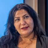 Die linke OB-Kandidatin Fatma Karacakurtoglu beim Interview im „Lensing Media Port“