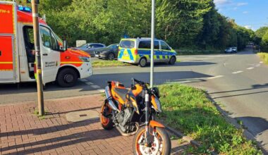Unfall in Herten: Motorradfahrerin an Problemkreuzung verletzt