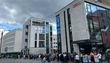 Dortmund: Lange Warteschlangen vor DSW21-Kundencenter