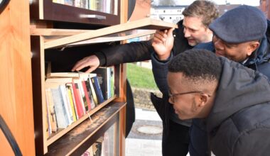 Brechten Aktiv eröffnet zweiten Bücherschrank