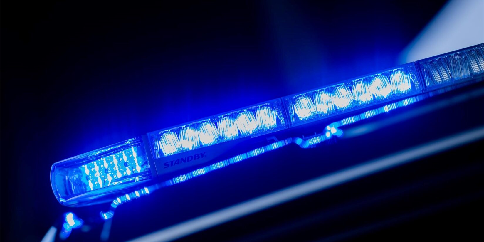 Drei Verletzte, Straßensperrung und Verdacht auf Alkohol