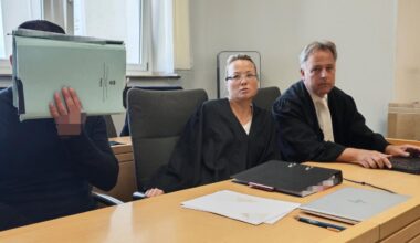 Hundeliebhaber brutal niedergeschlagen und ausgeraubt