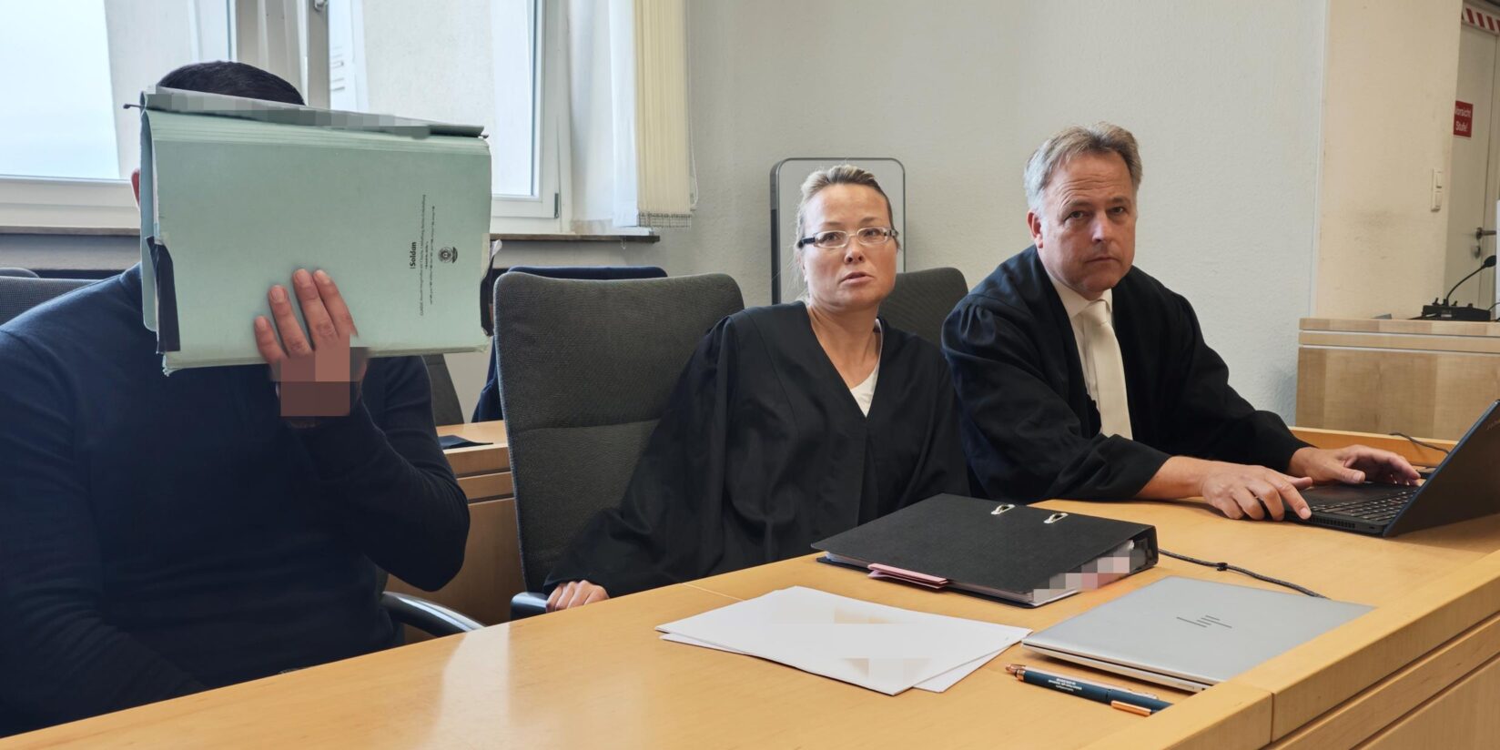 Hundeliebhaber brutal niedergeschlagen und ausgeraubt