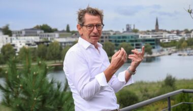 Architekt Galert hat die Villen am Phoenix-See entworfen und wohnt hier selbst