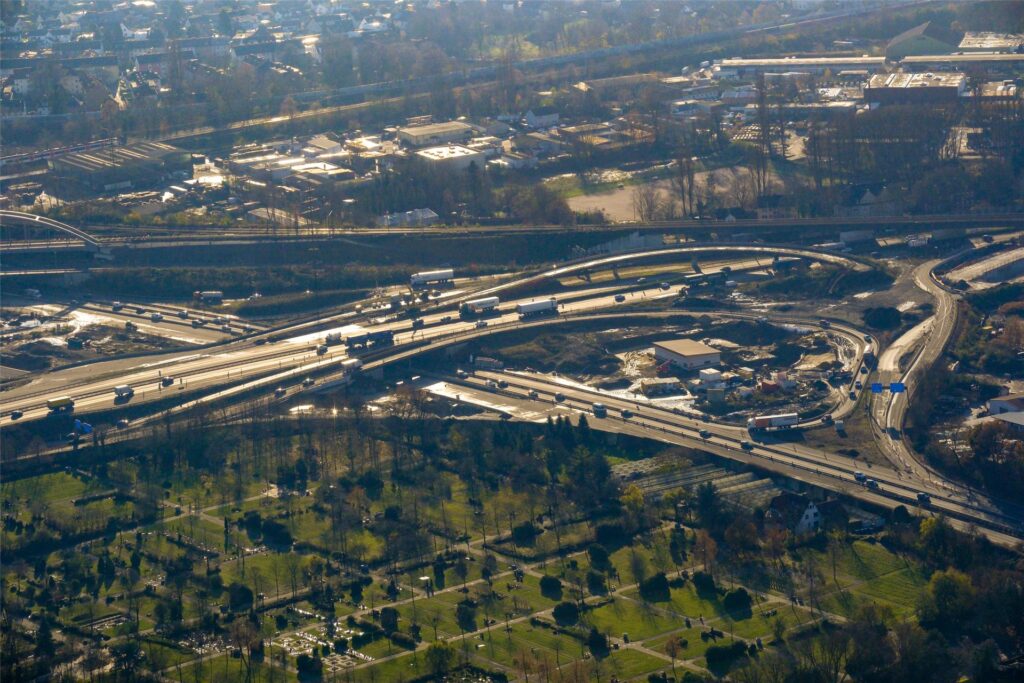 Das Autobahnkreuz Herne aus der Luft.