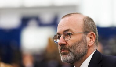 Migrationspolitik - CSU-Vize setzt auf neuen Ton bei Zuwanderung in Deutschland - Bayern