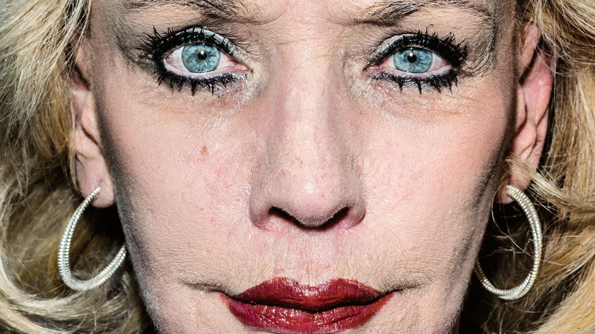 Fotoausstellung A Closer Look von Bruce Gilden im Kunstfoyer München - München