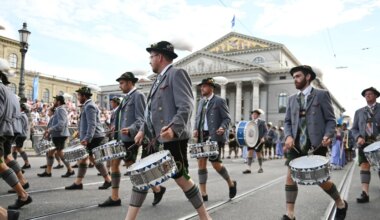 Oktoberfest-News 2025: Trachten- und Schützenumzug zieht am Sonntagvormittag durch München - München
