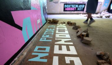Antisemitismusvorwürfe entkräftet, Luke Carters Werk wieder komplett