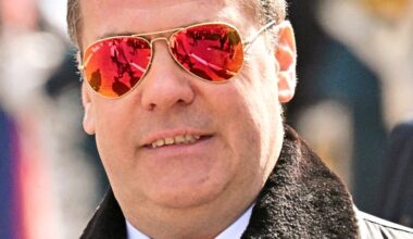 Dmitri Medwedew: Putins Mann fürs Grobe ist 60 - Russland