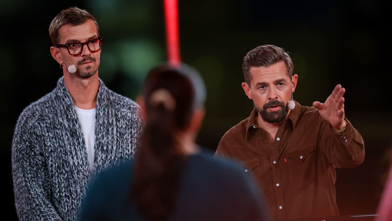 Joko & Klaas-Show unterbrochen: Notarzt-Einsatz bei „Ein sehr gutes Quiz“ | Unterhaltung