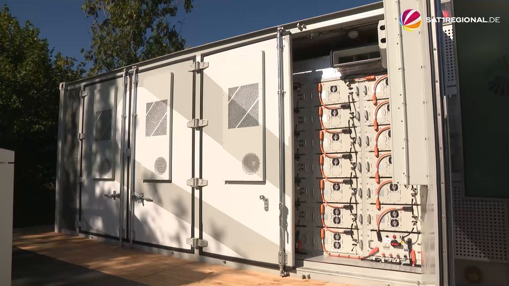 VIDEO | Ergänzung zu Lithium: Natrium-Ionen-Batteriespeicher in Bremen vorgestellt