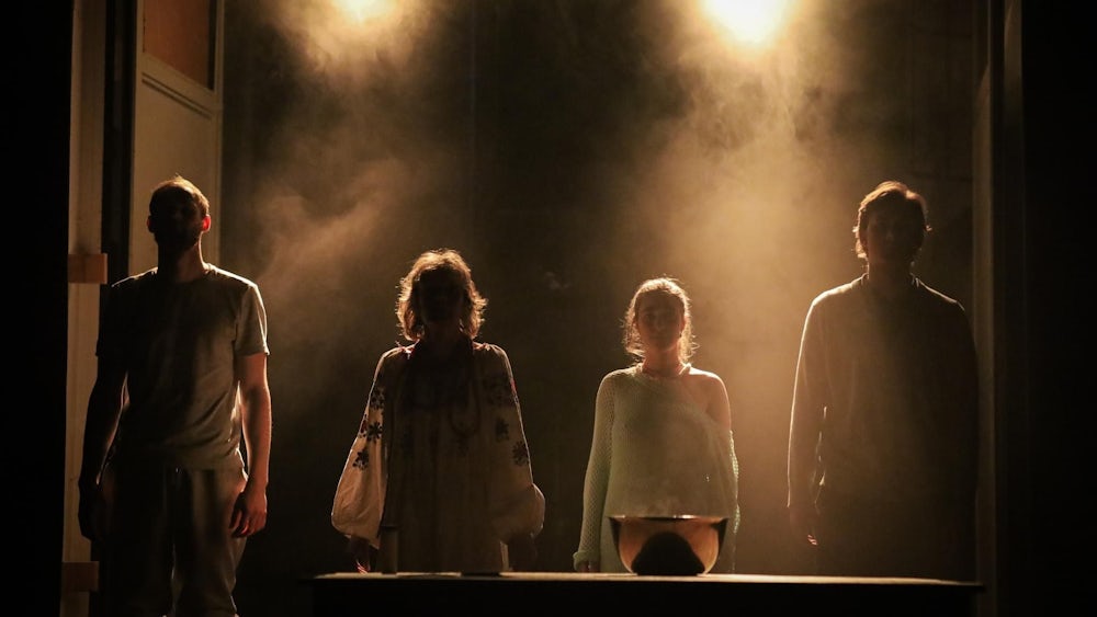 Neben der Produktion „Borschtsch“ (Foto) zeigt das Festival noch drei weitere Stücke, zum Abschluss gibt es am 5. Oktober ein Konzert mit der ukrainischen Band „Kvartyrnyk“.