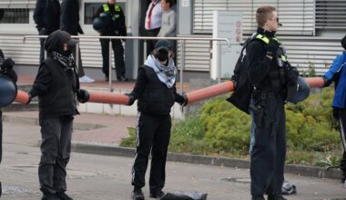 Siemens Berlin: Palästina-Demonstranten mit neuer Rohr-Technik | Regional