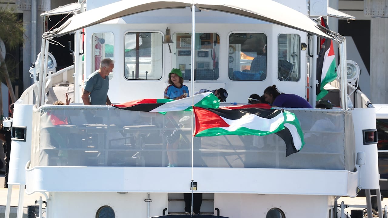 Mit dieser Diesel-Schleuder fährt Greta nach Gaza | Politik